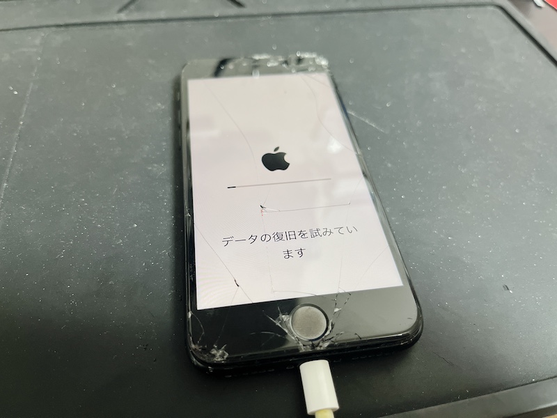 iPhone　リンゴループ修理　ロゴループ修理